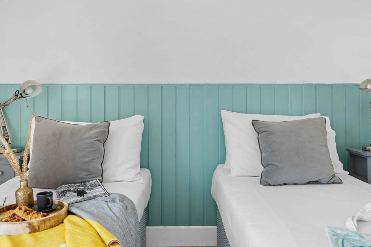 Flat 2 Fairfax Place - Modern Stylish Flat With Plenty Of Charm In Holiday home Dartmouth