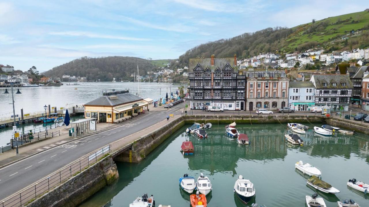 Flat 2 Fairfax Place - Modern Stylish Flat With Plenty Of Charm In Holiday home *