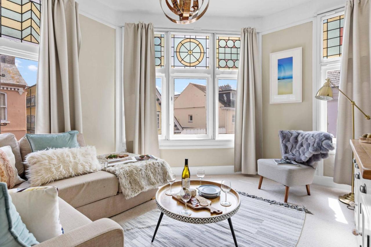 Holiday home Flat 2 Fairfax Place - Modern Stylish Flat With Plenty Of Charm In
